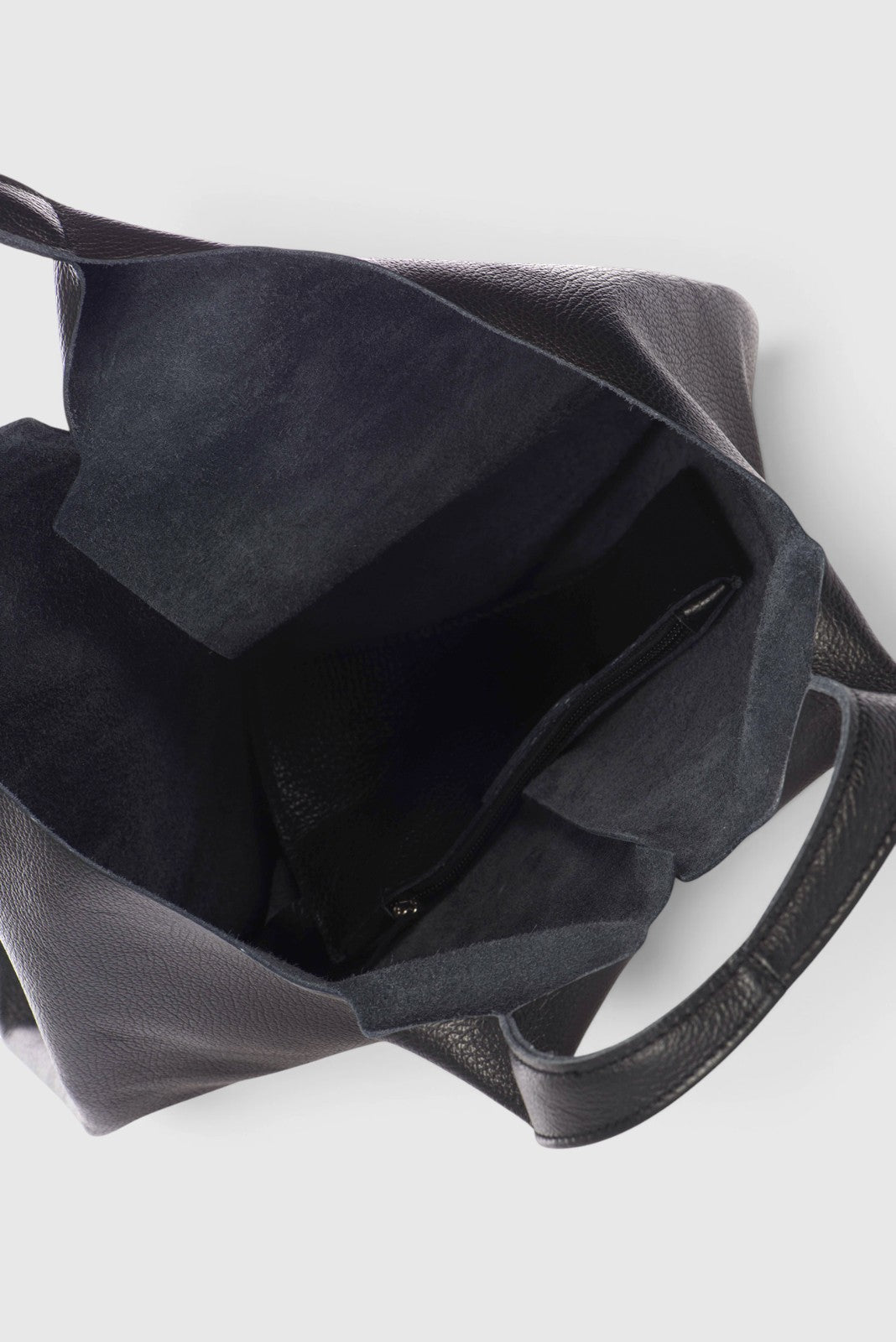 Apolline Black