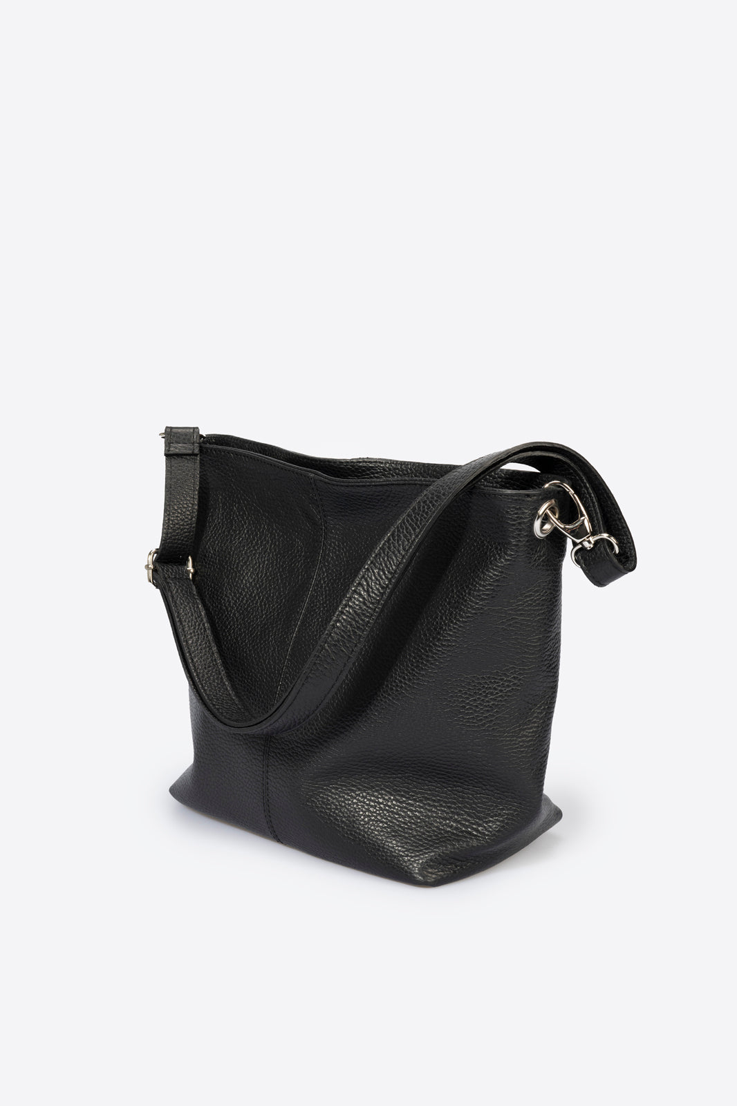 8538-BLACK