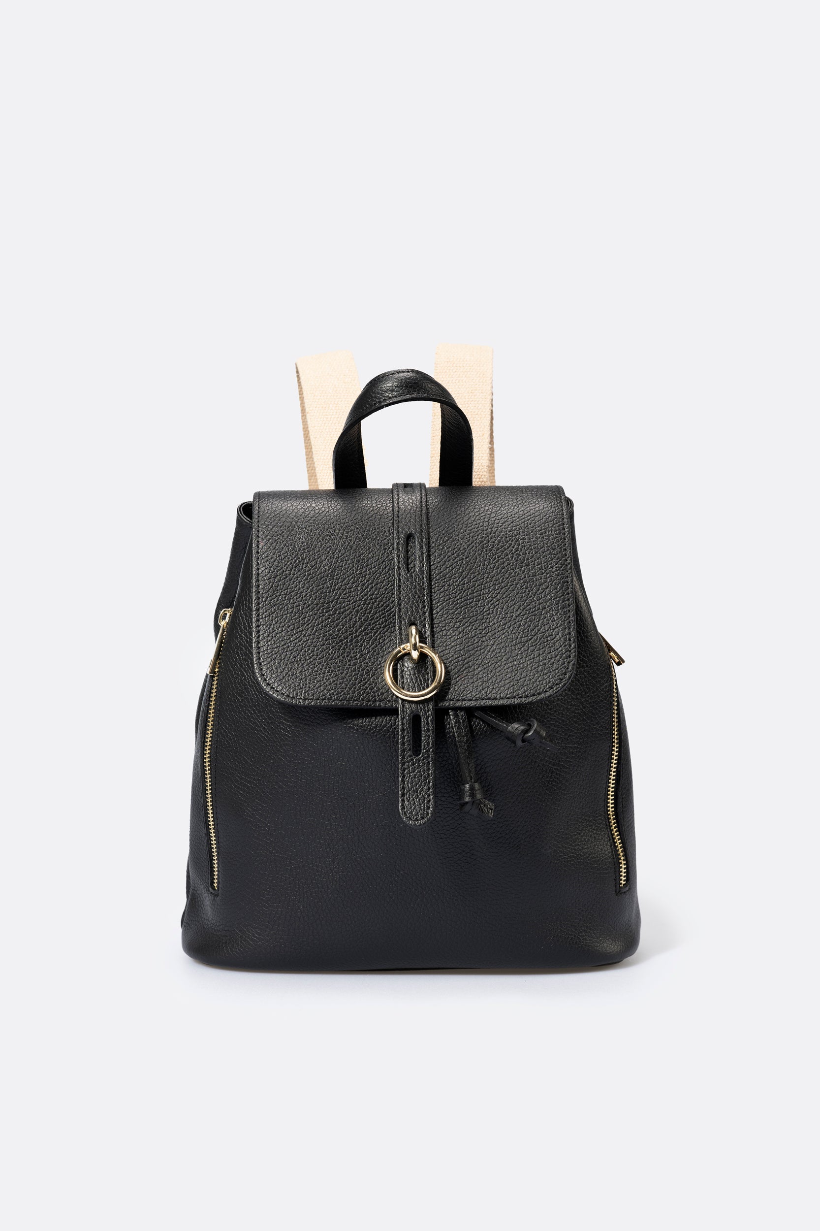 Clara Black – Emlise